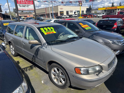 Used 2004 Volvo V70 2.4
