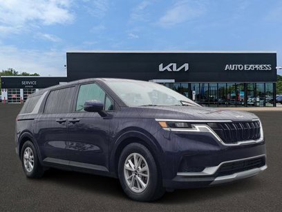 Used 2023 Kia Carnival LX