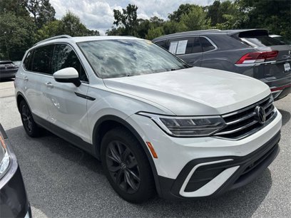 Used 2022 Volkswagen Tiguan SE