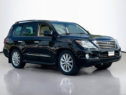 Used 2008 Lexus LX 570 4WD w/ Technology Pkg
