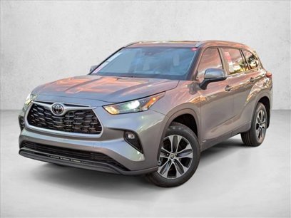 New 2025 Toyota Highlander XLE