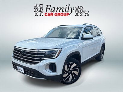 Used 2024 Volkswagen Atlas SE w/ Panoramic Sunroof Package