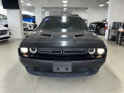 Used 2017 Dodge Challenger SXT