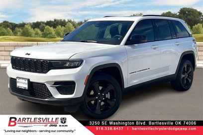 New 2025 Jeep Grand Cherokee Laredo
