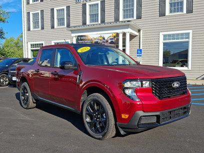 Used 2025 Ford Maverick XLT w/ Black Appearance Package