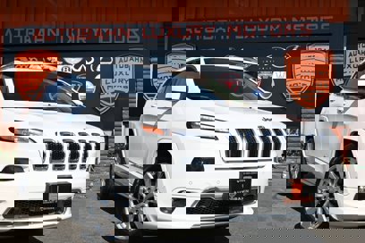 Used 2016 Jeep Cherokee Overland w/ Technology Group