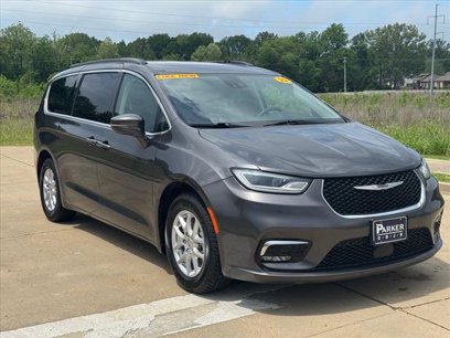 Used 2022 Chrysler Pacifica Touring-L