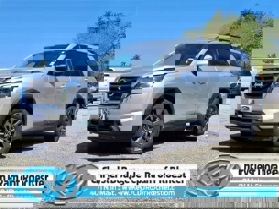 Used 2024 Nissan Pathfinder SV