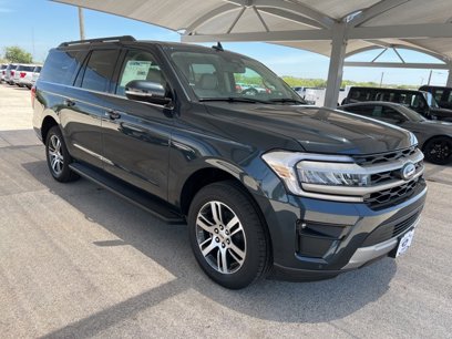 New 2024 Ford Expedition Max XLT