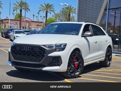New 2025 Audi RS Q8 performance