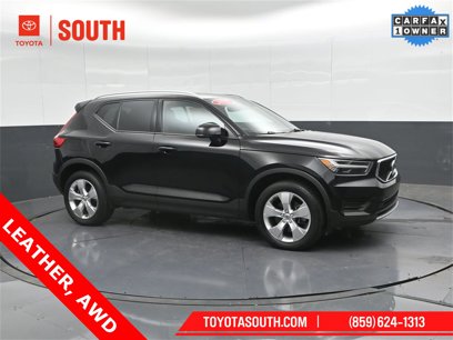 Used 2022 Volvo XC40 T5 Momentum