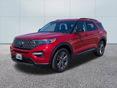 Certified 2022 Ford Explorer XLT w/ Equipment Group 202A