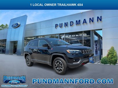 Used 2025 Jeep Compass Trailhawk w/ Trailhawk Elite Group