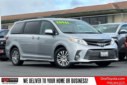 Used 2018 Toyota Sienna XLE