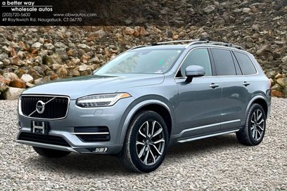 Used 2016 Volvo XC90 T6 Momentum w/ Momentum Plus Package
