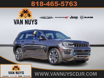 New 2022 Jeep Grand Cherokee Overland w/ Advanced Protech Group III
