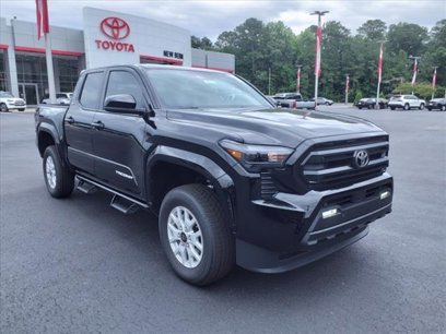 New 2024 Toyota Tacoma SR5