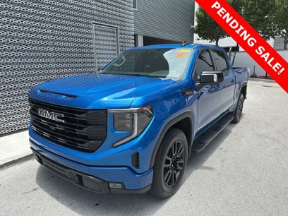 Used 2022 GMC Sierra 1500 Elevation w/ Elevation Premium Package