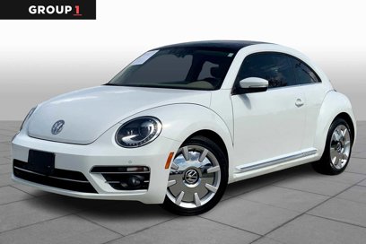 Used 2019 Volkswagen Beetle 2.0T SE w/ SE Premium Package