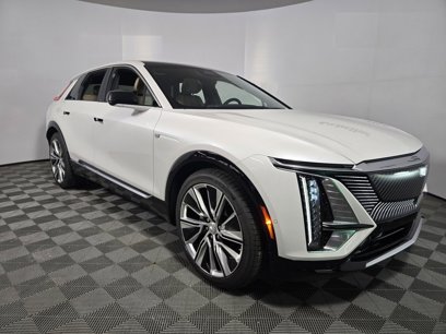 New 2025 Cadillac Lyriq Luxury