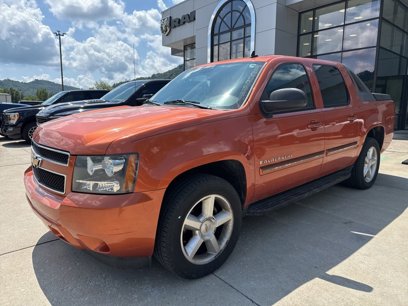 Used 2008 Chevrolet Avalanche LT w/ Convenience Package #1