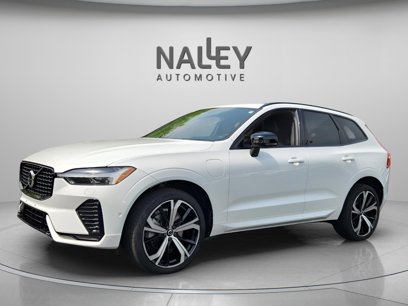 Used 2022 Volvo XC60 T8 R-Design w/ Advanced Package