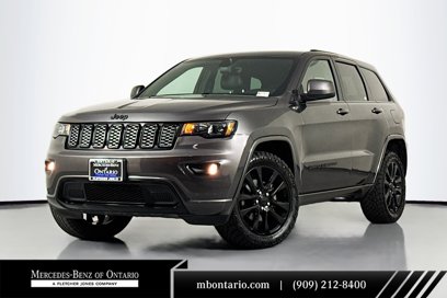 Used 2017 Jeep Grand Cherokee Altitude