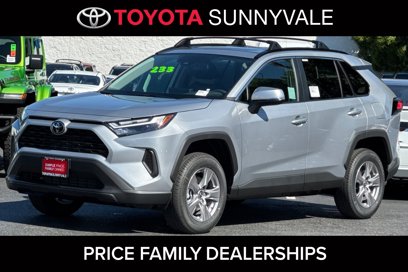 New 2025 Toyota RAV4 XLE
