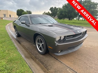 Used 2010 Dodge Challenger SE