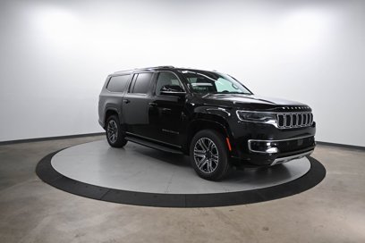 Certified 2024 Jeep Wagoneer L Series II w/ Flexible Seating Group