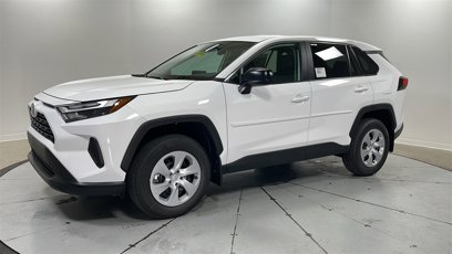 New 2025 Toyota RAV4 LE