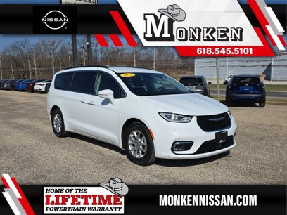 Used 2022 Chrysler Pacifica Touring-L