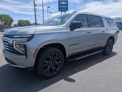 New 2025 Chevrolet Suburban LT w/ Comfort Package
