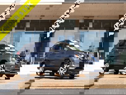 Used 2018 Nissan Rogue SV