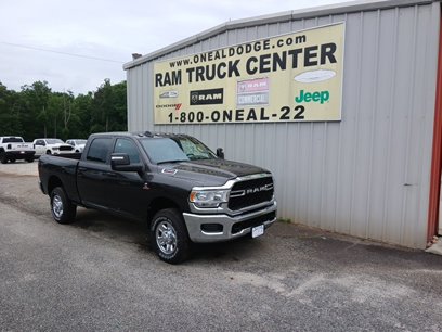 New 2024 RAM 2500 Tradesman w/ Chrome Appearance Group