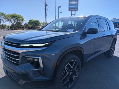 New 2025 Chevrolet Traverse High Country w/ LPO, Floor Liner Package