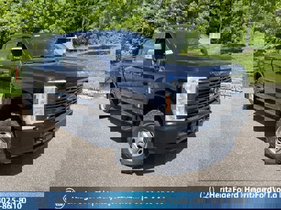New 2025 Ford F250 XL w/ XL Off-Road Package
