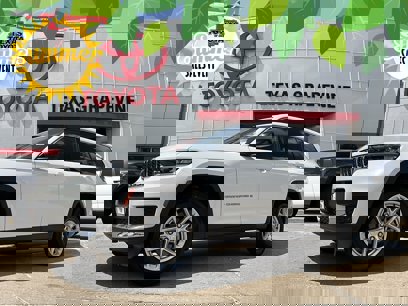 Used 2023 Jeep Grand Cherokee L Laredo