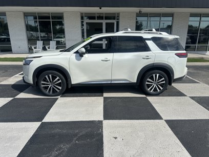 Used 2023 Nissan Pathfinder Platinum