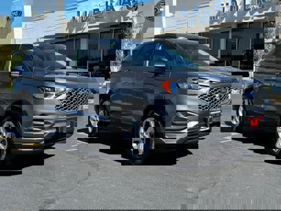 New 2024 Ford Edge SE