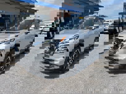 Used 2023 Nissan Rogue SV