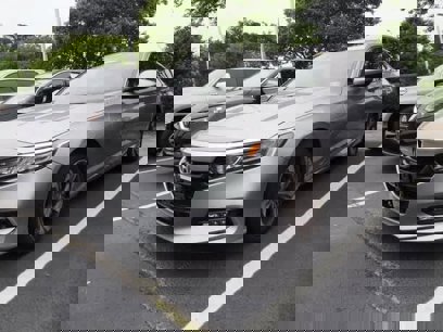 Used 2018 Honda Accord EX