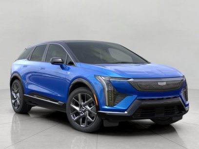 New 2025 Cadillac Optiq Luxury 1