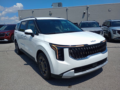 New 2025 Kia Carnival EX