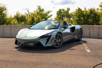 New 2025 McLaren Artura Spider