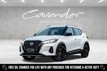 Used 2023 Nissan Kicks SR