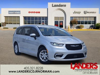Used 2023 Chrysler Pacifica Touring-L
