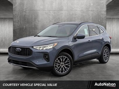 New 2025 Ford Escape SE