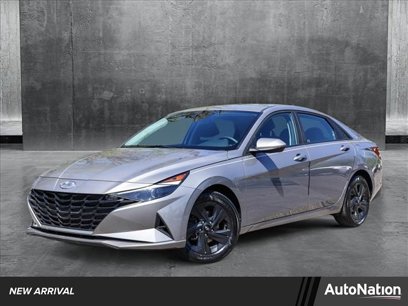 Certified 2022 Hyundai Elantra SEL