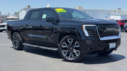 Used 2025 GMC Sierra EV Denali